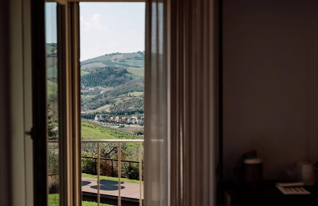 Colle Serrano Relais & Spa-1